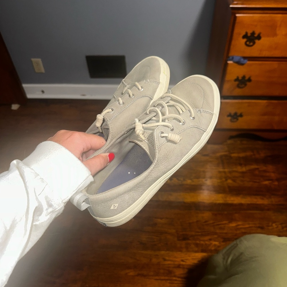 Sperry Women's Light Gray Sneakers
